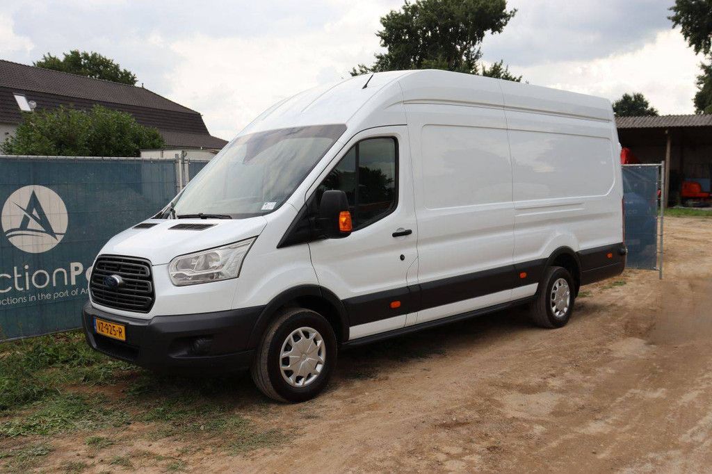 Ford Transit Diesel Van 131 PS 2016