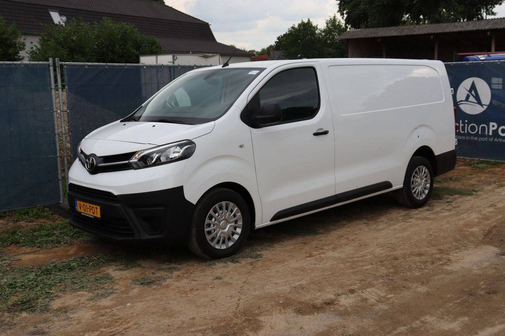 Toyota Proace Diesel Van 144 PS 2022