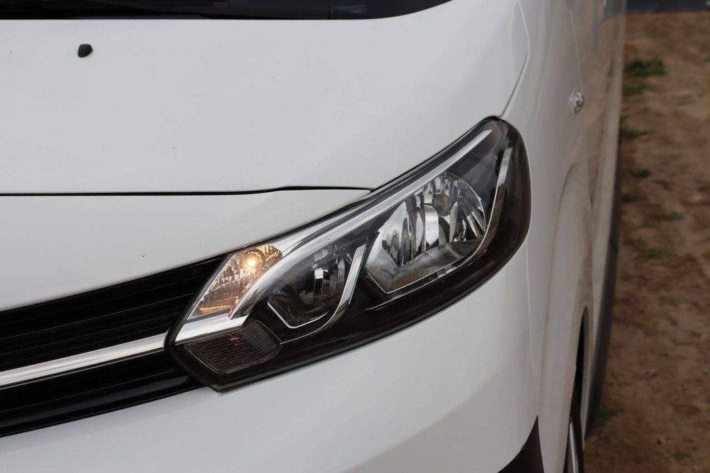 Toyota Proace Diesel Van 144 PS 2022