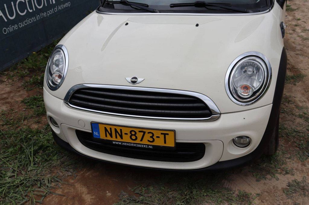 Passenger car MINI ONE Petrol 75hp 2011 (Margin)