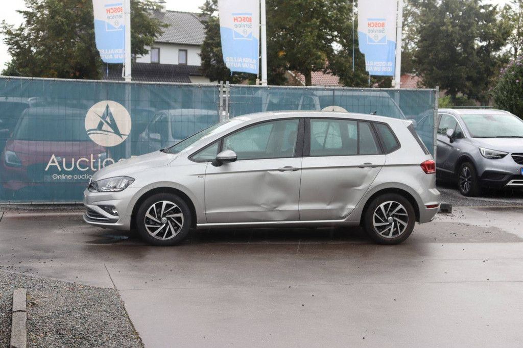 Pkw Volkswagen Golf Sportsvan Benzin 85 PS 2018 (Marge)