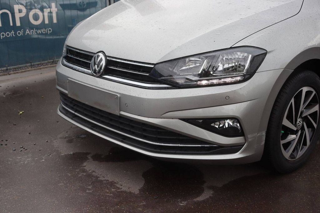 Pkw Volkswagen Golf Sportsvan Benzin 85 PS 2018 (Marge)