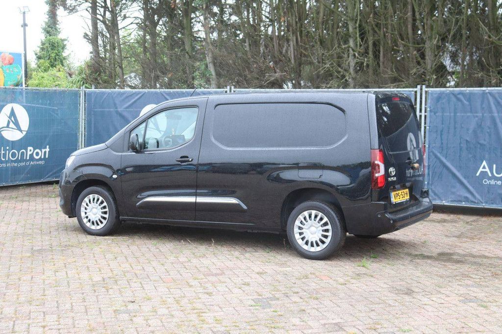Toyota Proace City Diesel Van 131 PS 2022