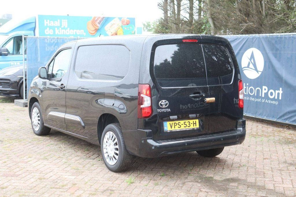 Toyota Proace City Diesel Van 131 PS 2022