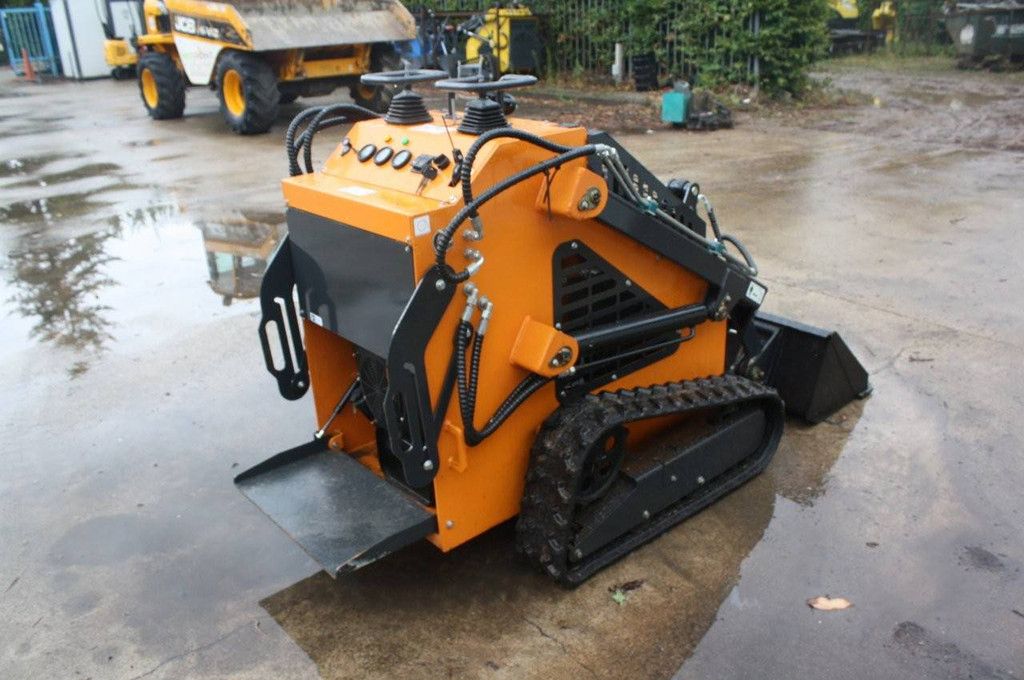 Kompaktlader ZJ-380, Benzin, 18,5 kW, Baujahr 2026, Neu, Vorführwagen