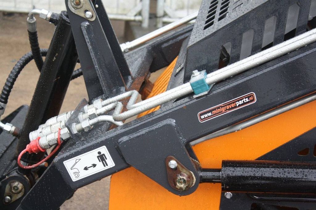 Kompaktlader ZJ-380, Benzin, 18,5 kW, Baujahr 2026, Neu, Vorführwagen