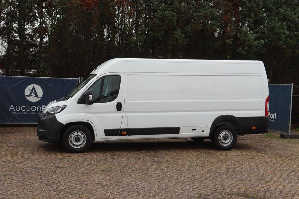 Peugeot Boxer Diesel 180 PS Van 2024