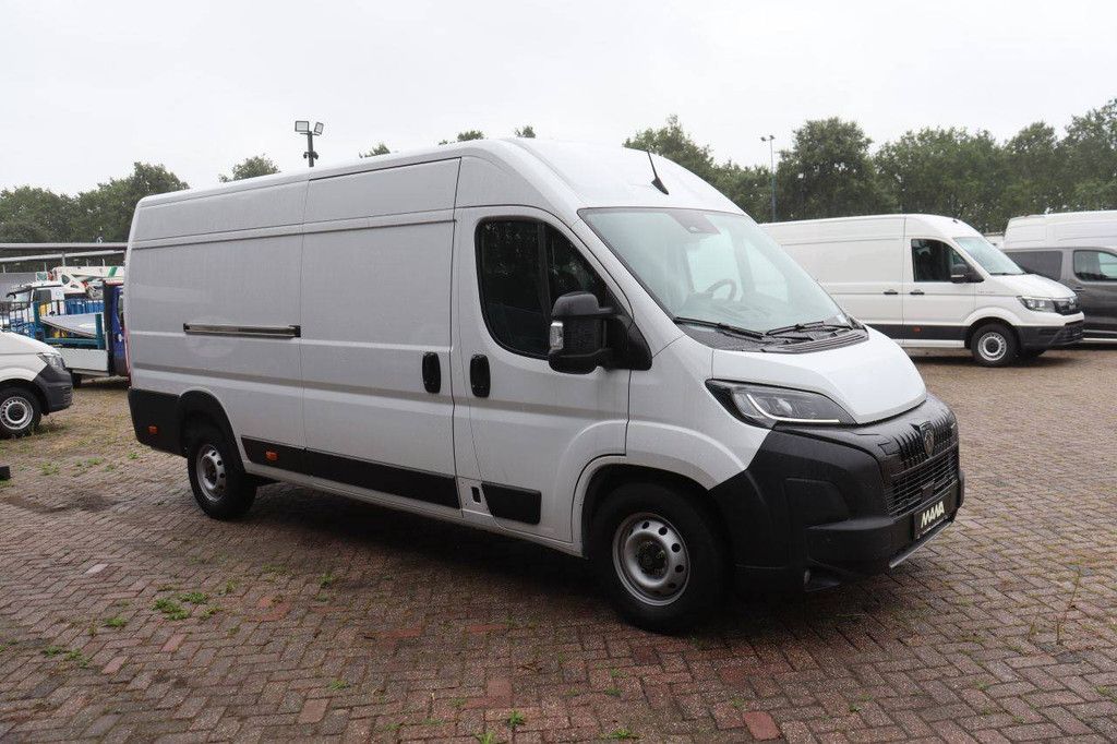 Peugeot Boxer Diesel 180 PS Van 2024