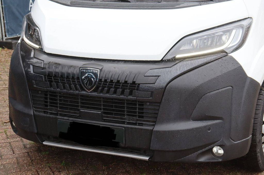 Peugeot Boxer Diesel 180 PS Van 2024