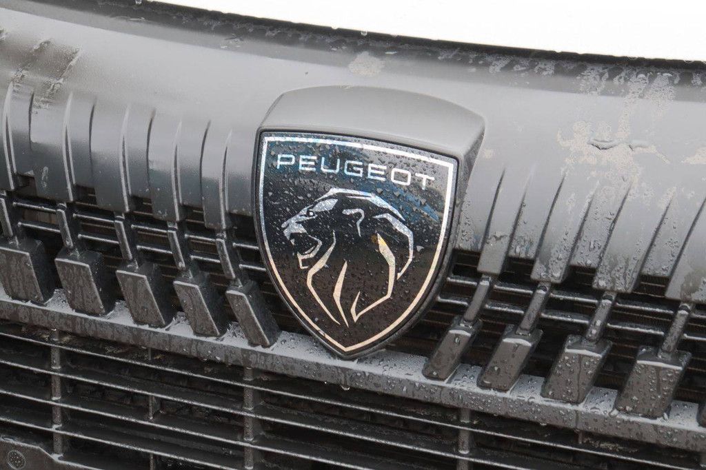 Peugeot Boxer Diesel 180 PS Van 2024