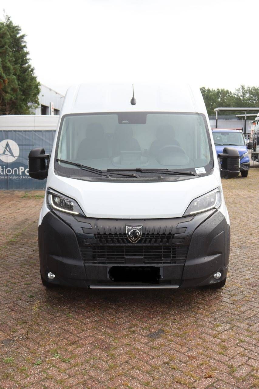 Peugeot Boxer Diesel 180hp Van 2024