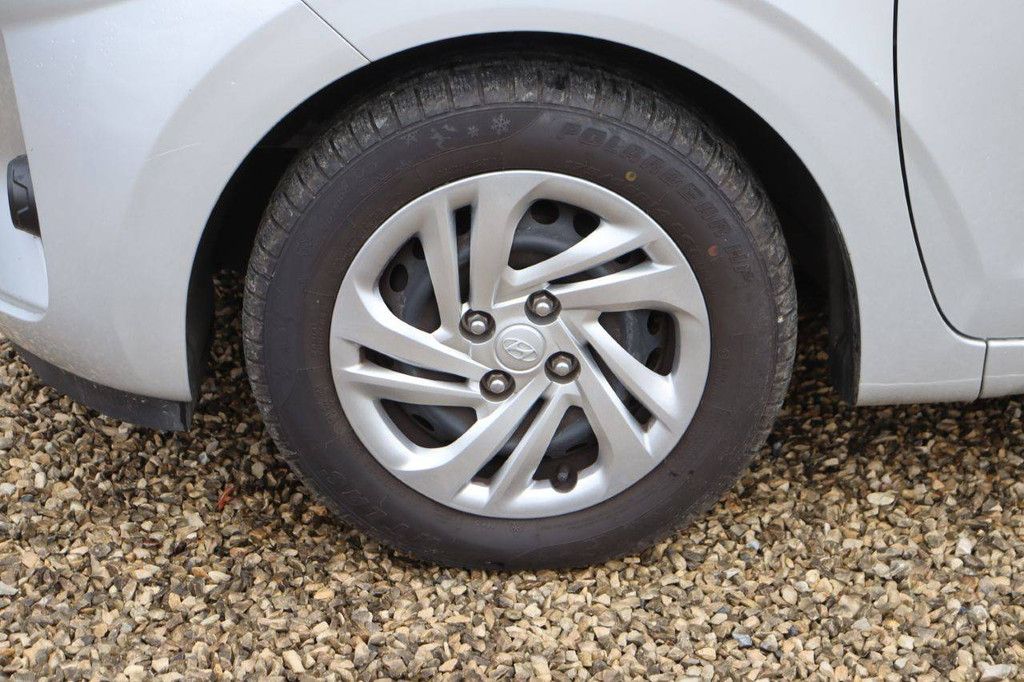 Hyundai i10 Petrol 67hp Passenger Car 2023 (Margin)