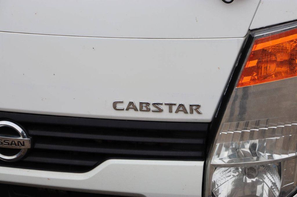 Nissan GSR Diesel-Kranwagen 2008