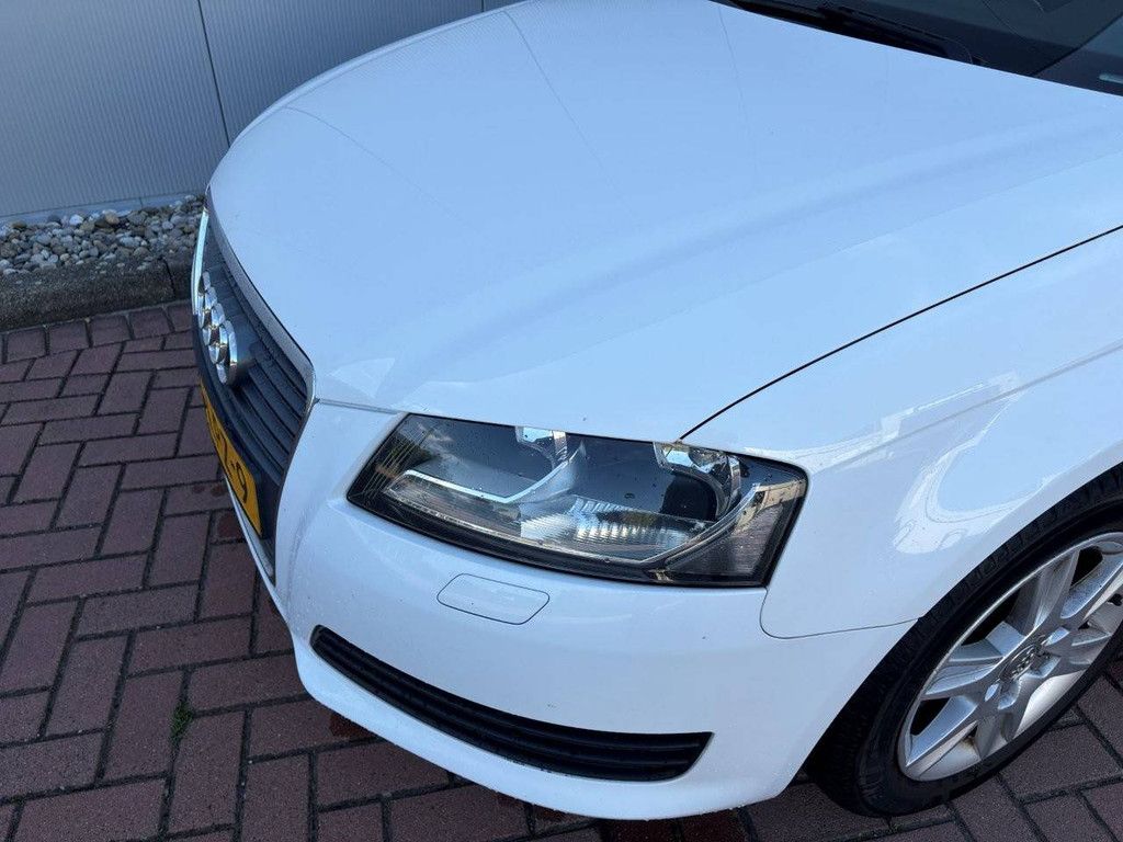 Pkw Audi A3 Sportback 1.4 TFSI Attraction Pro Line Business Benzin 125 PS 2010