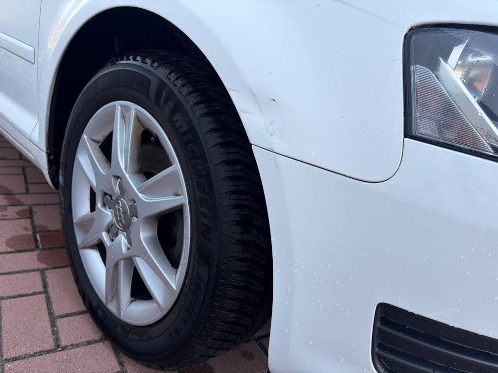 Pkw Audi A3 Sportback 1.4 TFSI Attraction Pro Line Business Benzin 125 PS 2010
