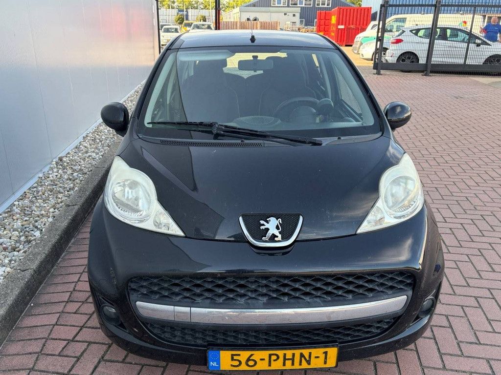 Personenauto Peugeot 107 1.0-12V Millesim 200 Benzine 68pk 2011 (Marge)