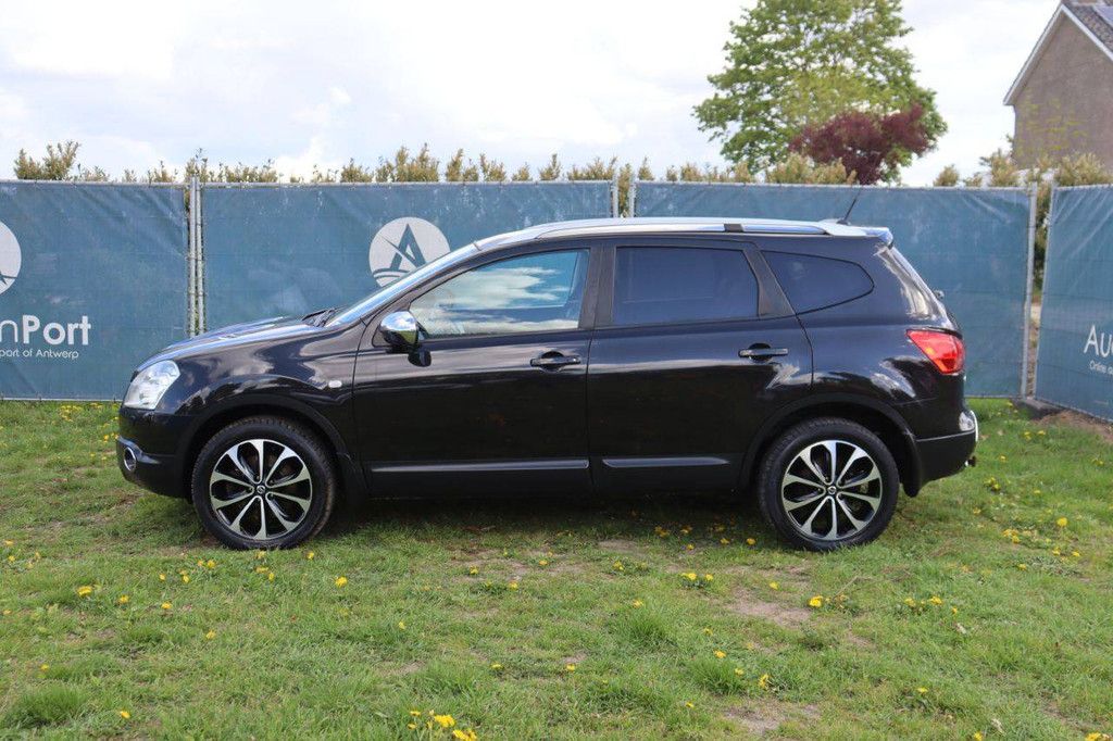 Pkw Nissan Qashqai+2 Benzin 142 PS 2008 (Margin)