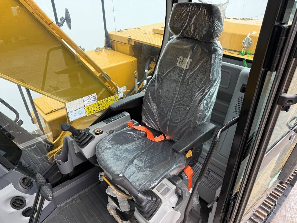 CAT 322 - BRAND NEW / UNUSED
