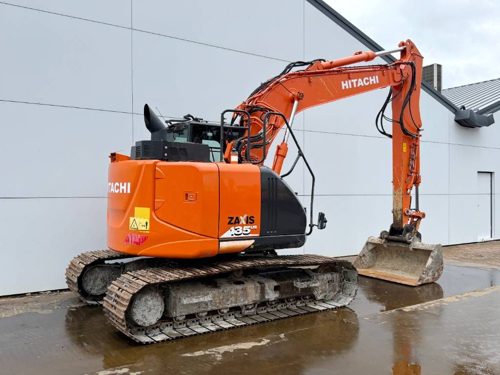 Hitachi ZX135US-6 - Quick Coupler / Hammer Lines