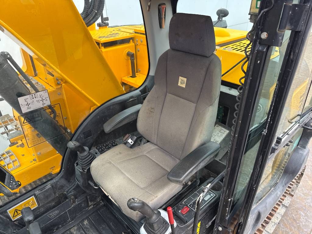 JCB JZ141LC - Hammer Lines / Quick Coupler