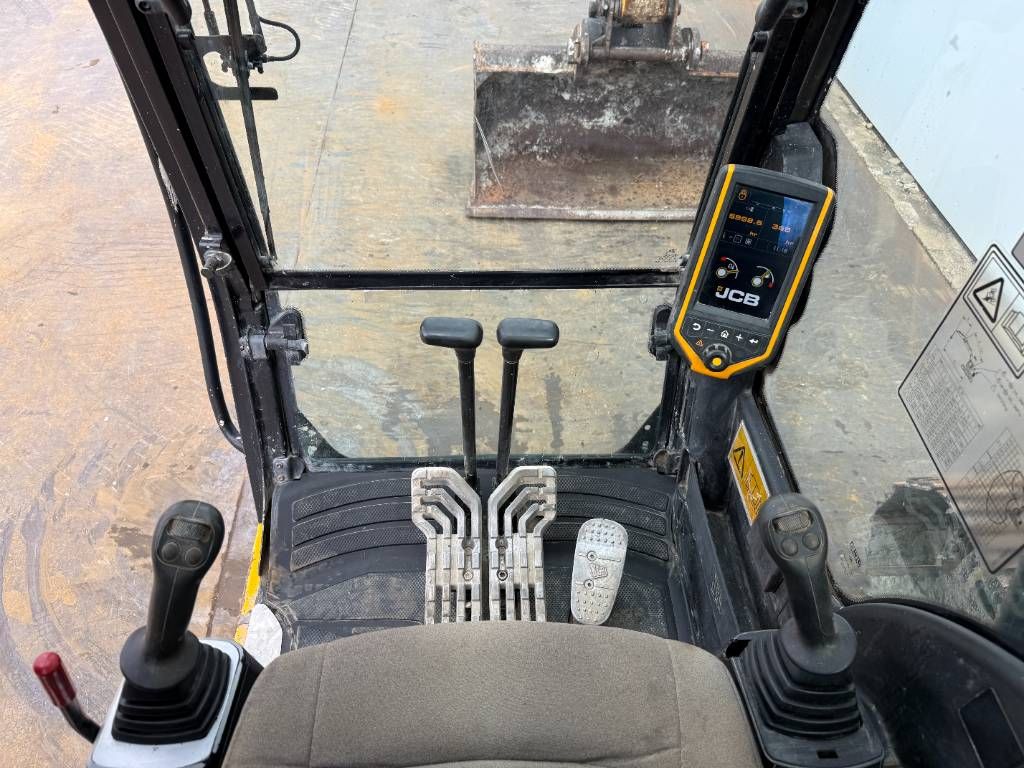 JCB JZ141LC - Hammer Lines / Quick Coupler