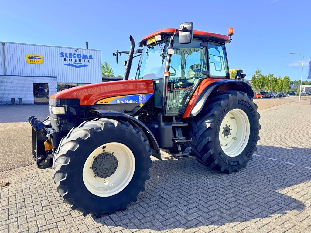 New Holland TM155 Range Command