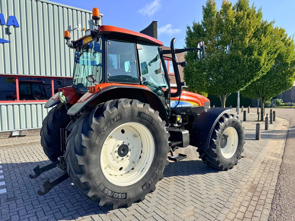 New Holland TM155 Range Command