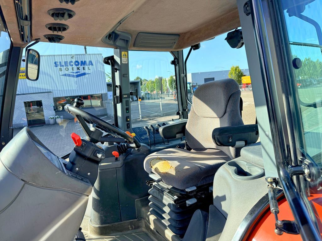 New Holland TM155 Range Command