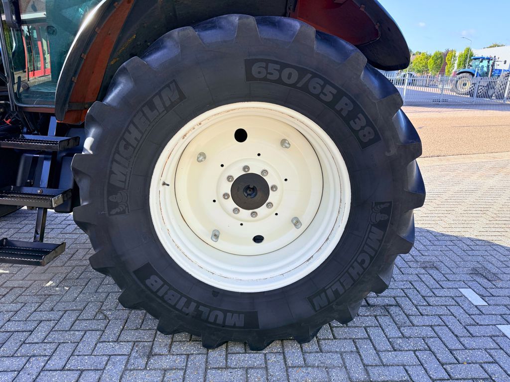 New Holland TM155 Range Command