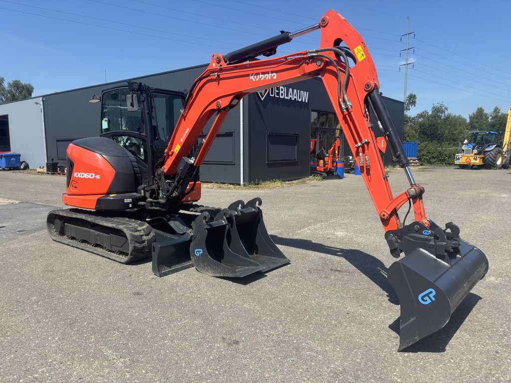 KUBOTA KX060-5