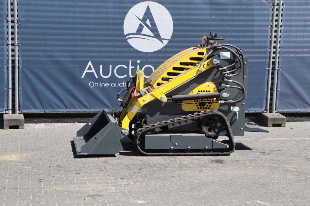 Kompaktlader DPC HT360L-2, Benzin, 13,5 PS, Baujahr 2024, Neu
