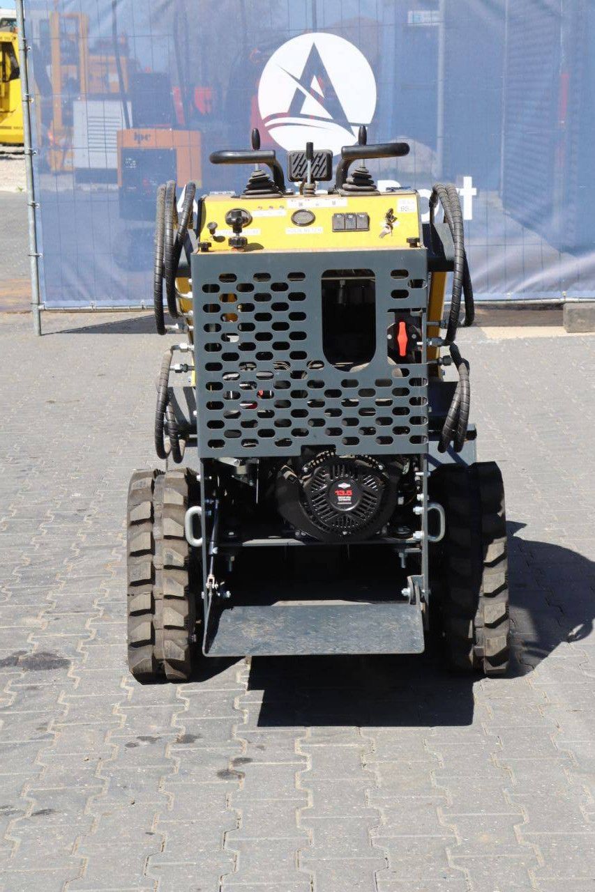 Kompaktlader DPC HT360L-2, Benzin, 13,5 PS, Baujahr 2024, Neu