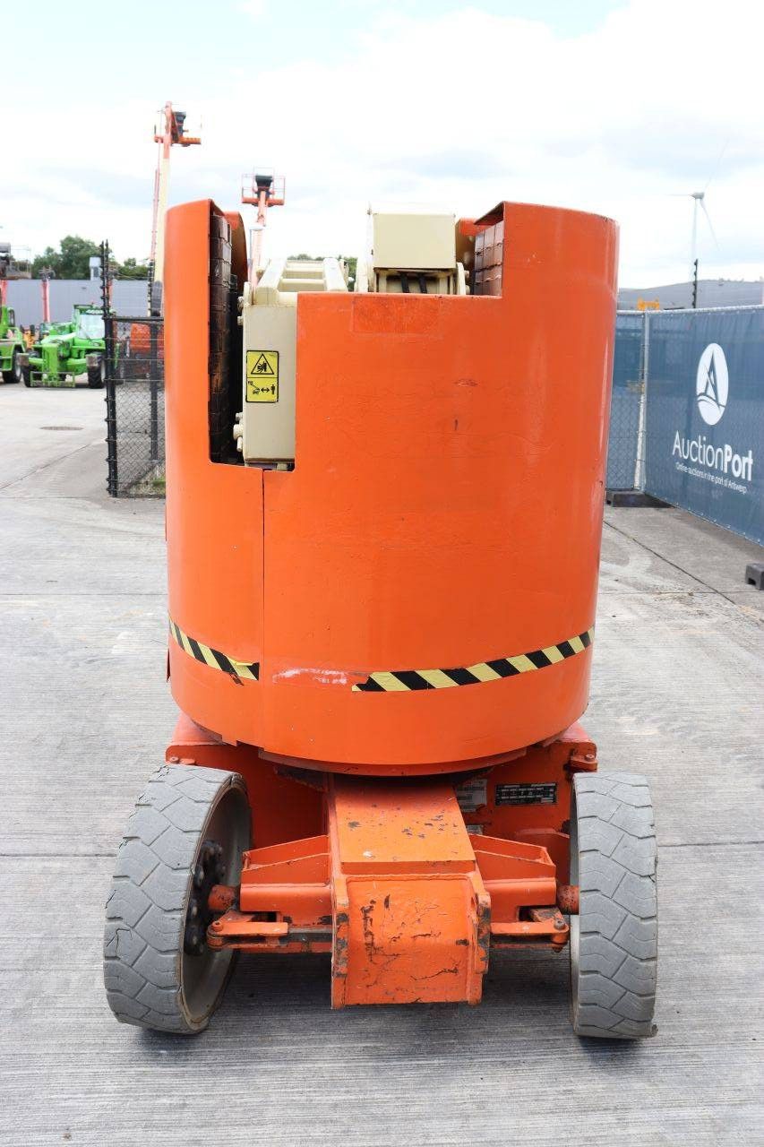 JLG E300AJP Elektrische Gelenkteleskoparbeitsbühne 230 kg 11,14 m 2007