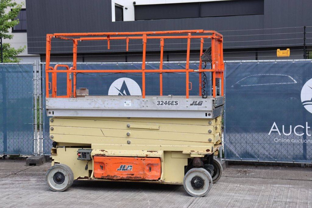 Scissor lift JLG 3246ES Electric 11.7m 2008