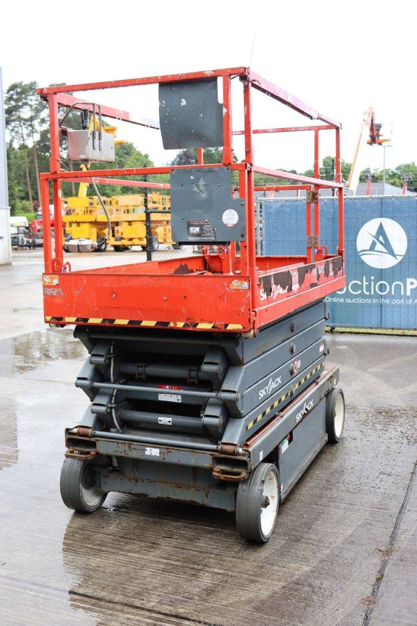 Skyjack SJ4632 Electric Scissor Lift 11.7m 2016