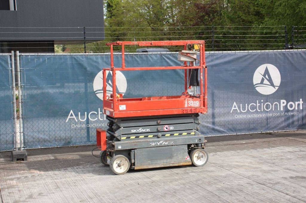 Skyjack SJ-3219 Electric Scissor Lift 7.8m 2017