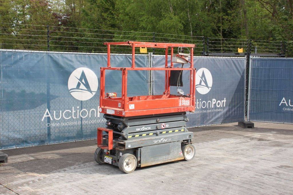 Skyjack SJ-3219 Electric Scissor Lift 7.8m 2017