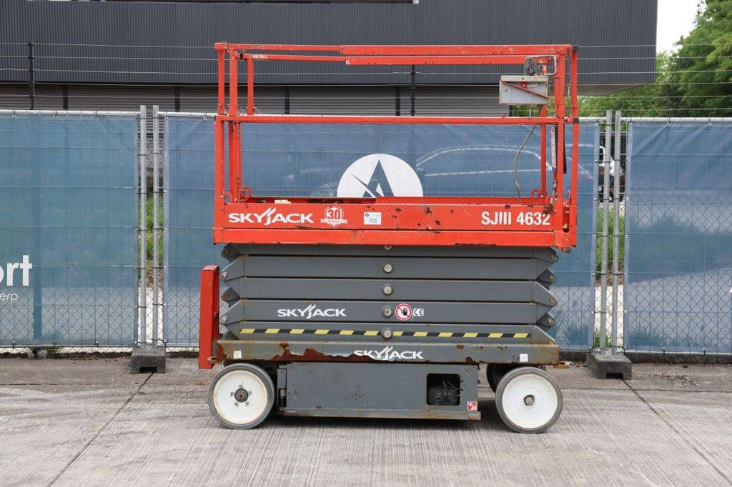 Skyjack SJ4632 Electric Scissor Lift 11.7m 2016
