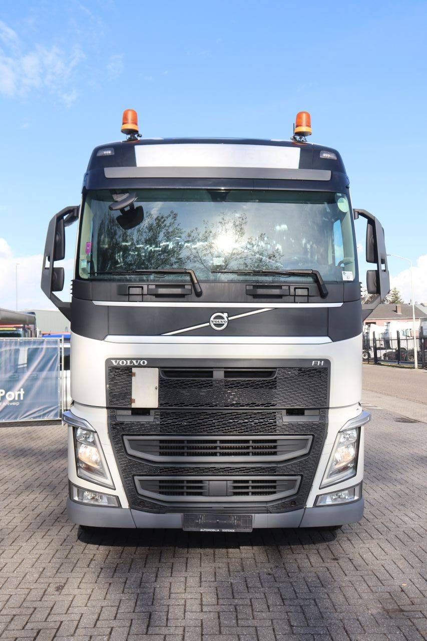 Fahrgestell mit Fahrerhaus Volvo FH 460 Diesel 460 PS 2020