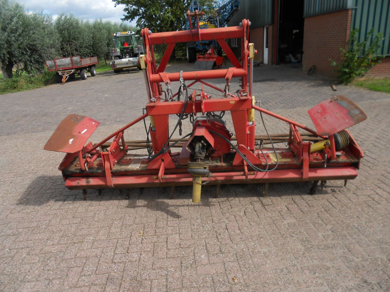 Lely terra 300-33
