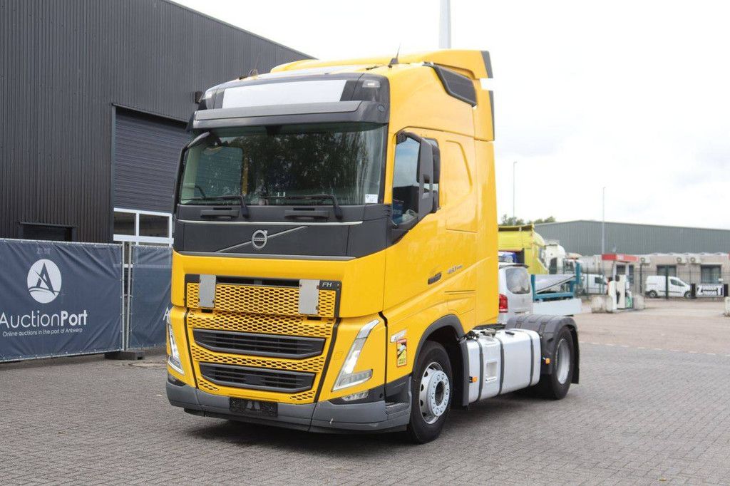 Fahrgestell mit Fahrerhaus Volvo FH 460 Diesel 469 PS 2022