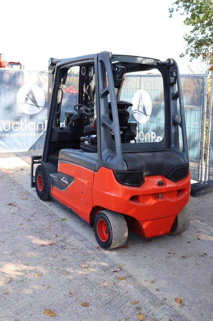 Linde E30L-01 Elektrogabelstapler 3000 kg 2015