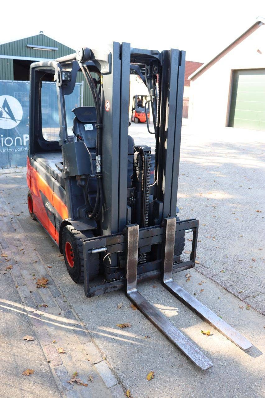 Linde E30L-01 Elektrogabelstapler 3000 kg 2015