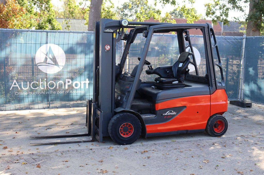 Linde E30L-01 Elektrogabelstapler 3000 kg 2015