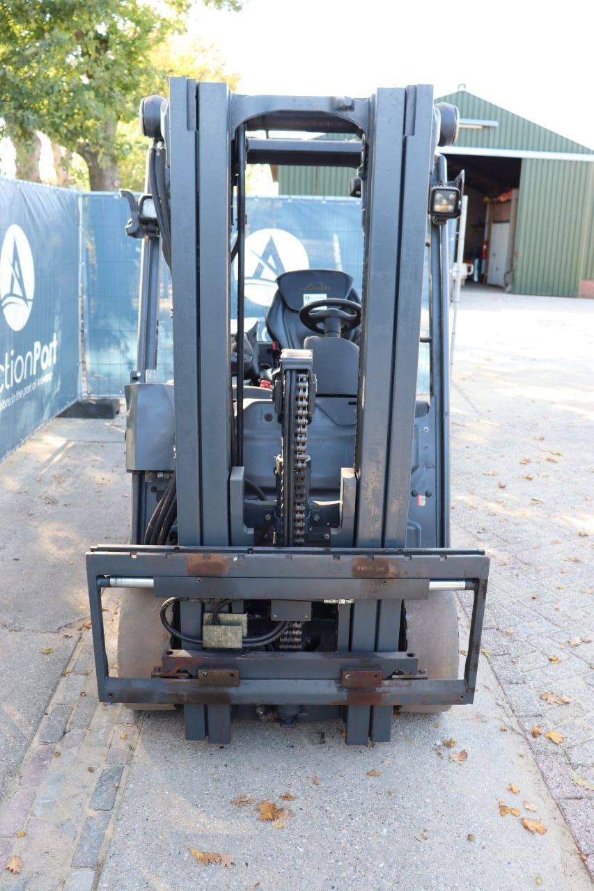 Linde E30L-01 Electric Forklift 3000kg 2015