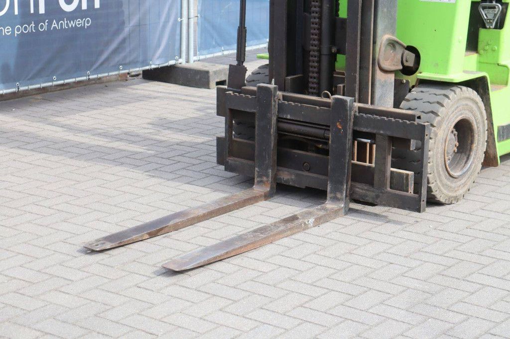 Clark EM25S Elektrogabelstapler 2500 kg 5,6 m 2005