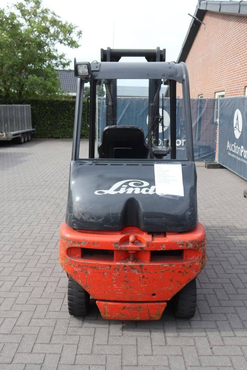 Linde E30-02 Elektrogabelstapler 3000kg 2000