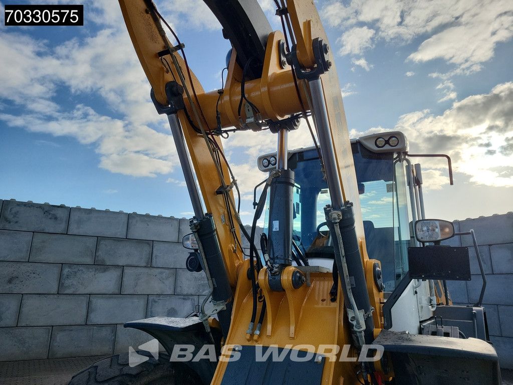Liebherr L538 Quick Coupler