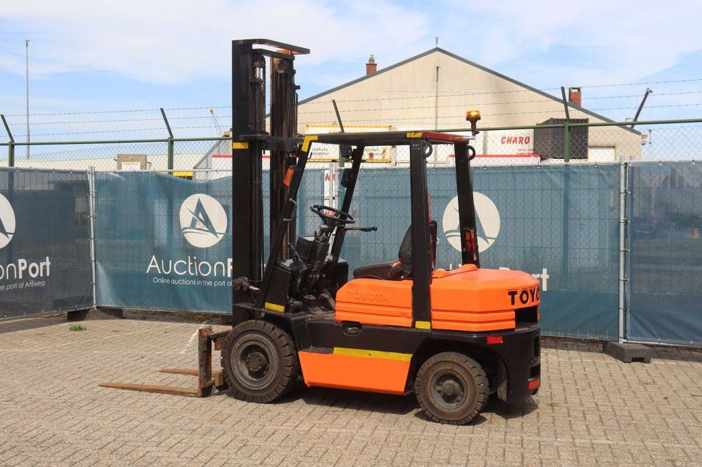 Gabelstapler Toyota 02-5FDF25 Diesel 2500kg 4,3m 1990