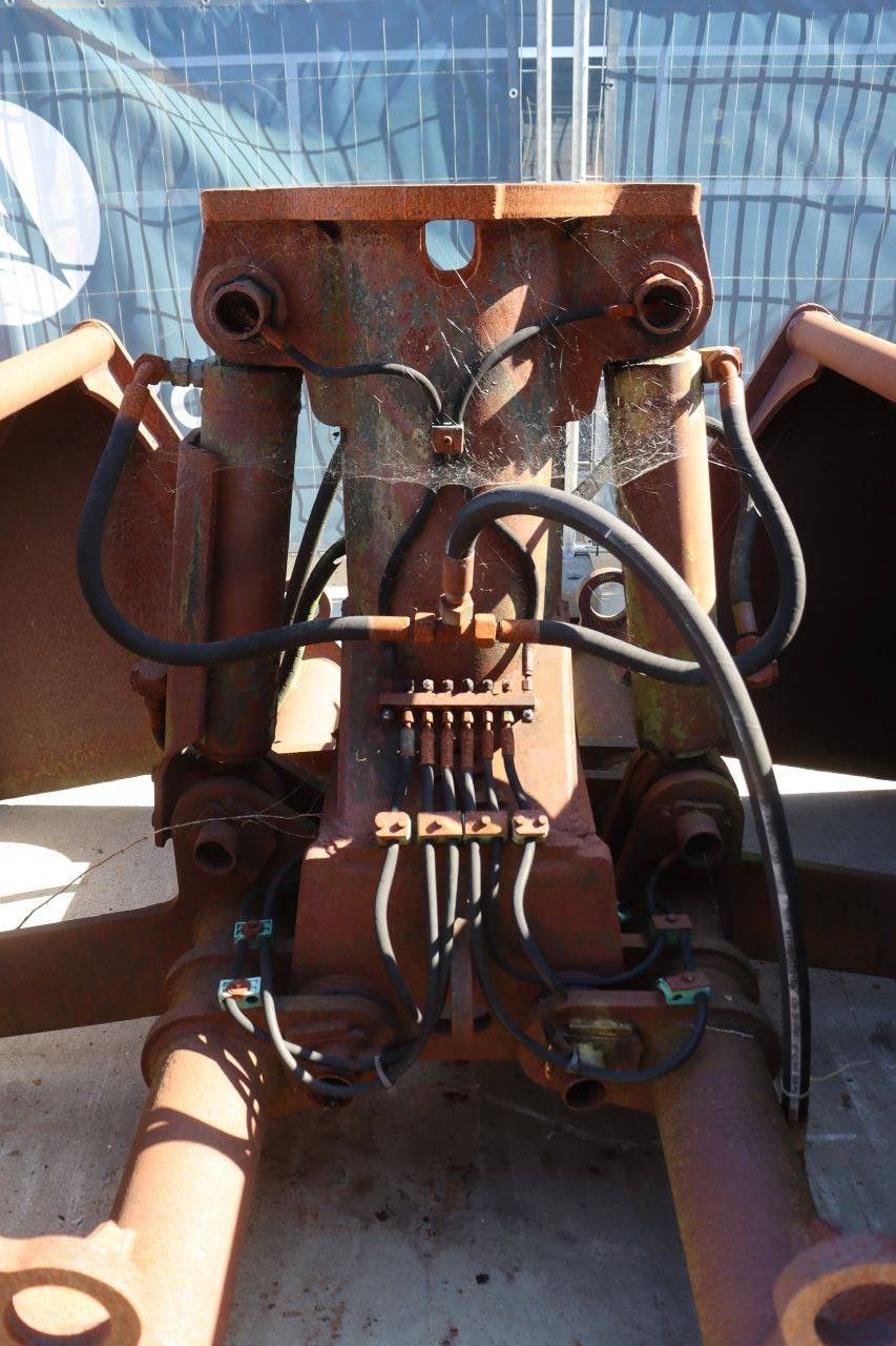 Hydraulic grab 1900kg 1996